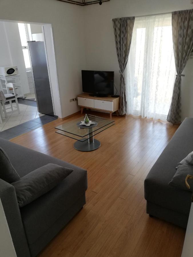 Apartman G&L Grebastica Bagian luar foto